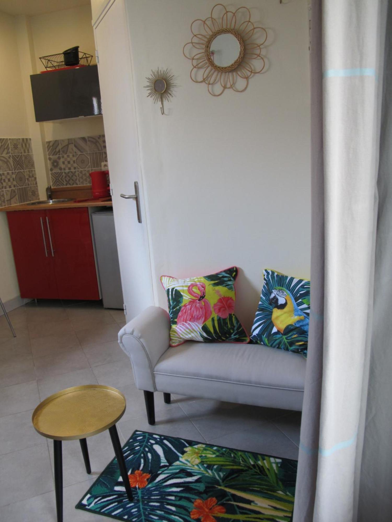 Privatunterkunft Avec Cour Exterieure Aux Portes De Paris Bagnolet